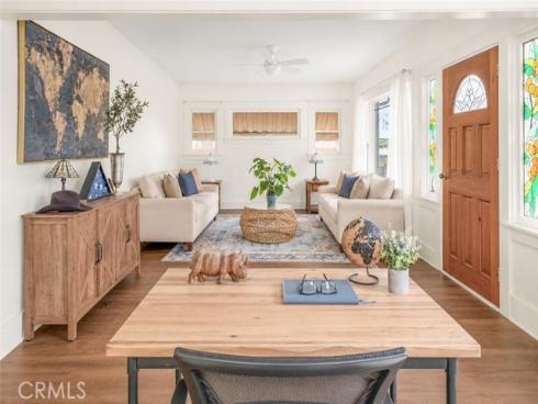 1058 E Almond , Orange, CA