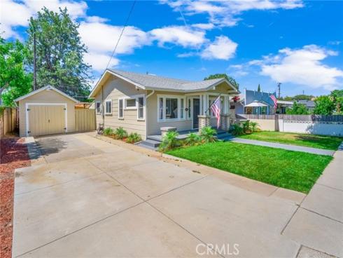 1058 E Almond , Orange, CA