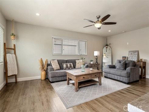 1133 E Sycamore , Orange, CA
