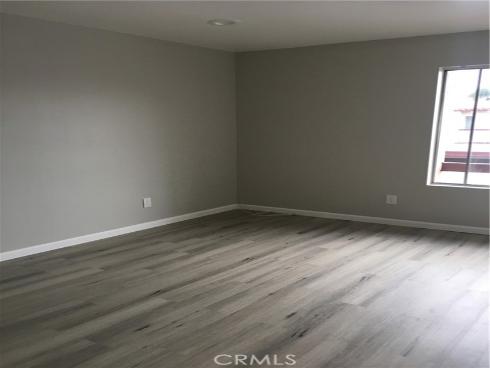 700 W La Veta G8 Avenue, Orange, CA