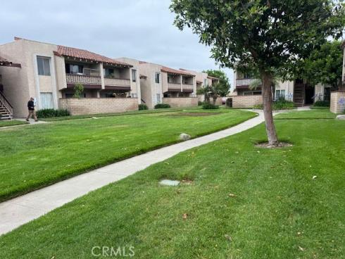 700 W La Veta  G8  Avenue, Orange, CA