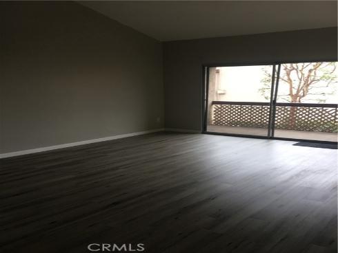 700 W La Veta G8 Avenue, Orange, CA