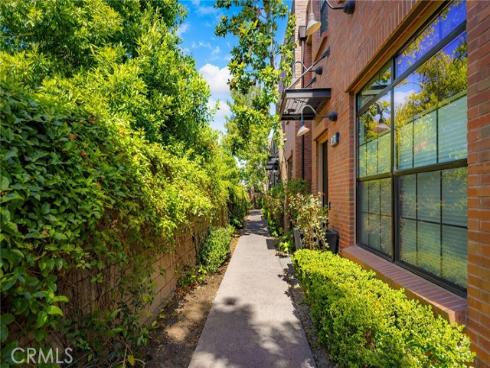 551 W Maple Ave  , Orange, CA