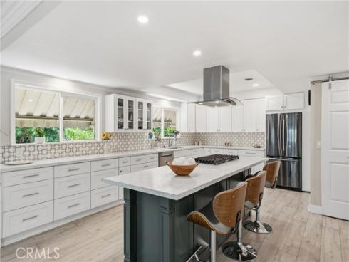 909 N Cleveland , Orange, CA