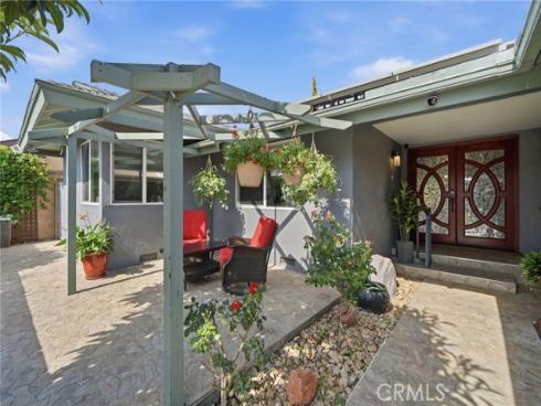 909 N Cleveland , Orange, CA