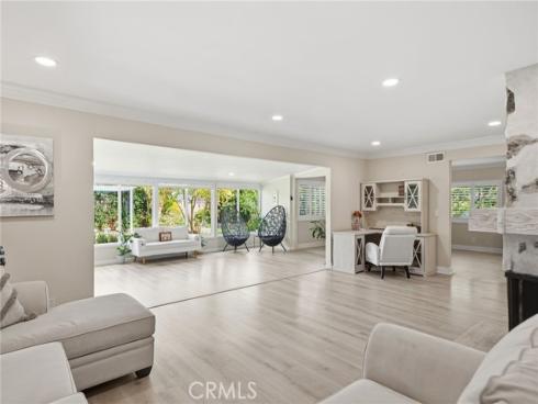 909 N Cleveland , Orange, CA