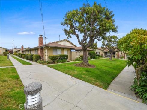 2295 N Tustin 69 Street, Orange, CA