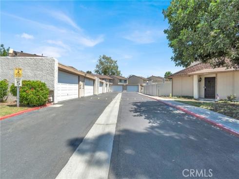 2993 N Cottonwood 13 , Orange, CA