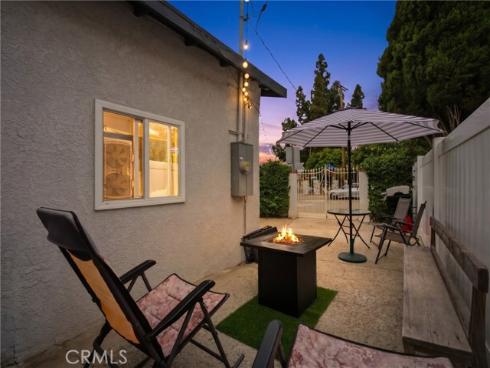 411 S Hewes St , Orange, CA
