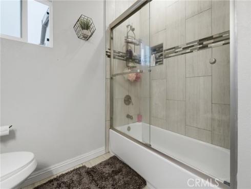 411 S Hewes St , Orange, CA
