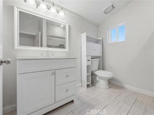 411 S Hewes St , Orange, CA