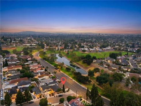 411 S Hewes St , Orange, CA