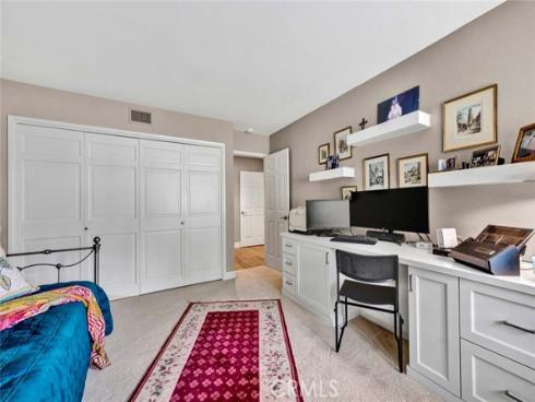 304 S Calle Baja , Orange, CA