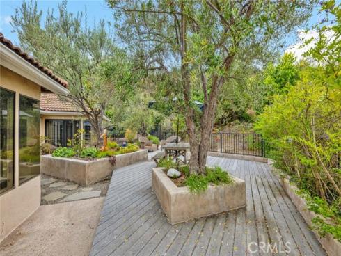 304 S Calle Baja , Orange, CA
