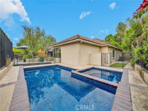304 S Calle Baja , Orange, CA