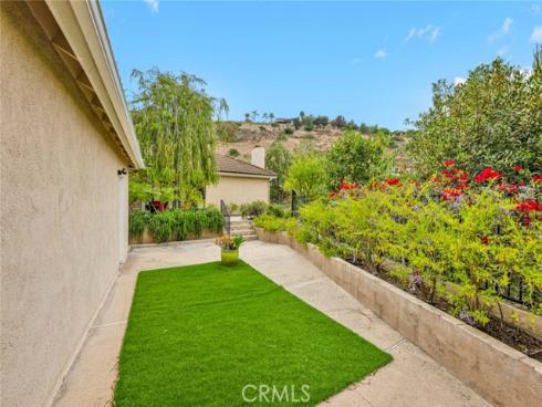 304 S Calle Baja , Orange, CA