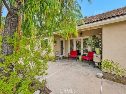 304 S Calle Baja , Orange, CA
