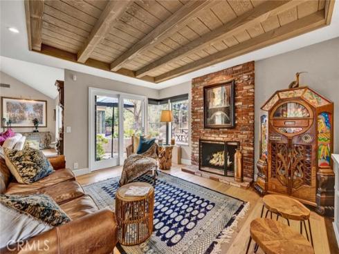 304 S Calle Baja , Orange, CA