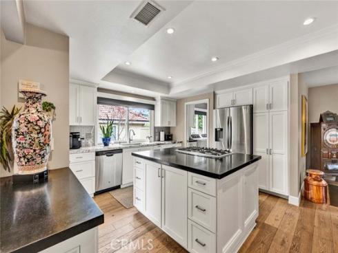 304 S Calle Baja , Orange, CA