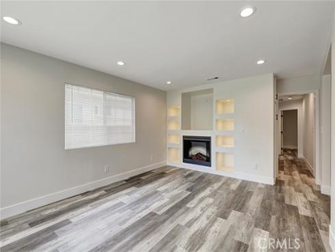 402 E Glendale Drive , Orange, CA