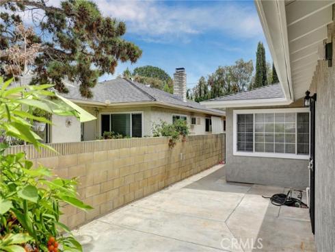 402 E Glendale Drive , Orange, CA