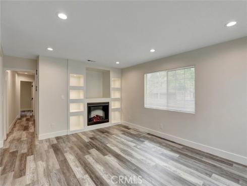 402 E Glendale Drive , Orange, CA