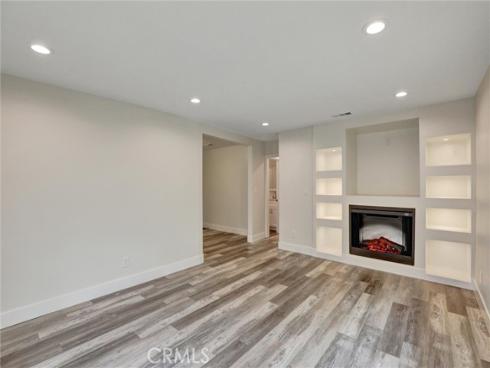 402 E Glendale Drive , Orange, CA