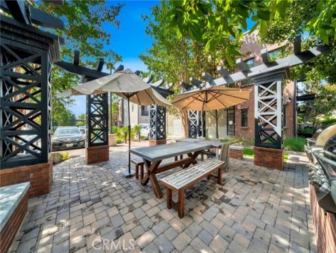 563 W Maple   Avenue, Orange, CA