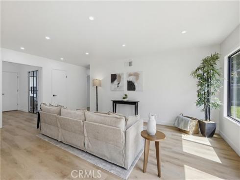 155 S Lincoln , Orange, CA