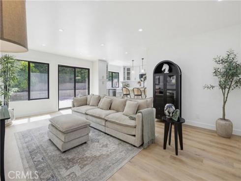 155 S Lincoln , Orange, CA