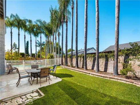 397 S Schug  , Orange, CA