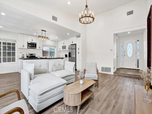 3004 N Rippling Creek , Orange, CA