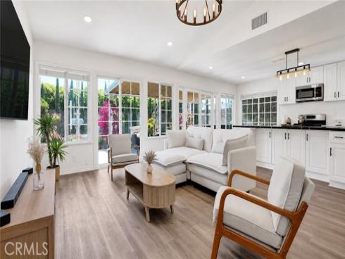 3004 N Rippling Creek , Orange, CA