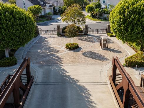 1602 E Autumnridge Court, Orange, CA