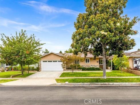 2603 E Coolidge , Orange, CA