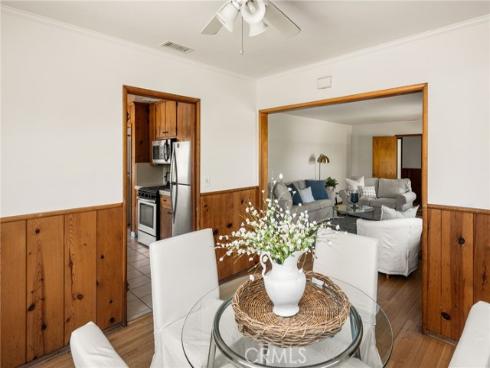 886 N Cambridge , Orange, CA