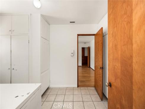 886 N Cambridge , Orange, CA