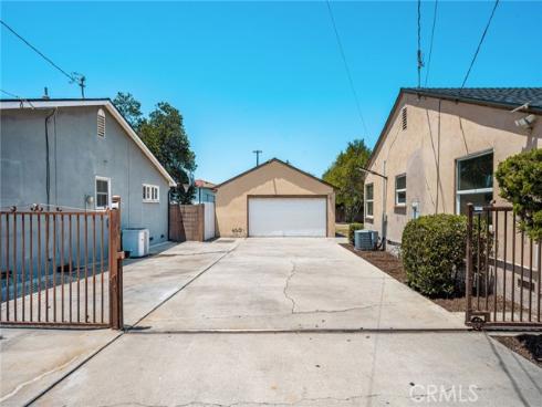 886 N Cambridge , Orange, CA