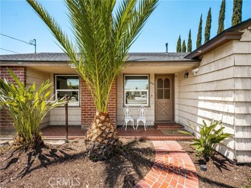 886 N Cambridge , Orange, CA
