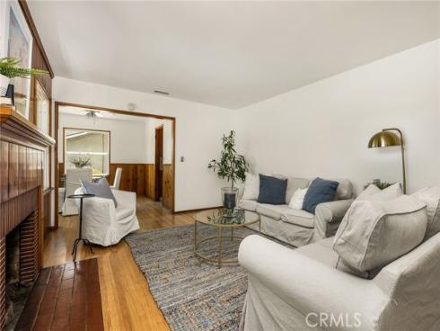 886 N Cambridge , Orange, CA