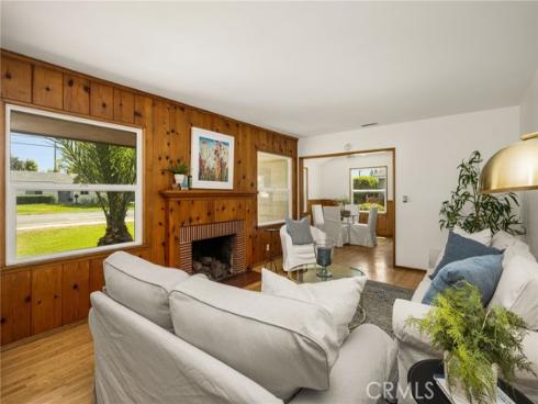 886 N Cambridge , Orange, CA