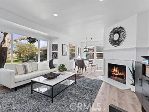 1052 W Palmyra , Orange, CA