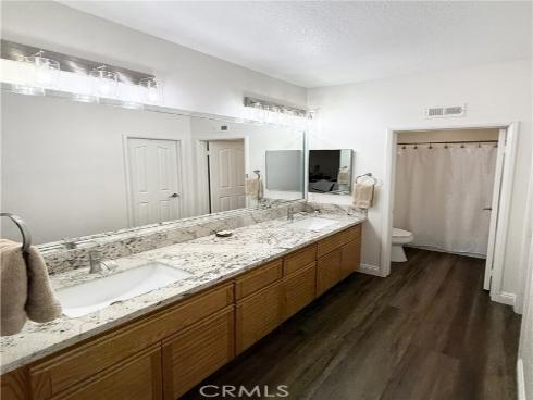 8215 E White Oak Ridge 33 , Orange, CA
