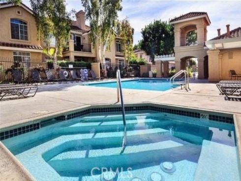 8215 E White Oak Ridge 33 , Orange, CA