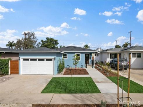 209 E. Mayfair