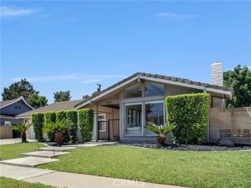 1517 E Riverview , Orange, CA