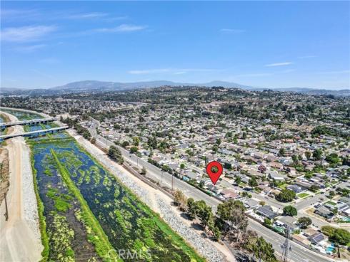 1517 E Riverview , Orange, CA