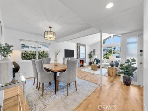 1517 E Riverview , Orange, CA