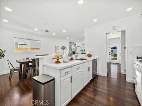 515 E Hoover , Orange, CA