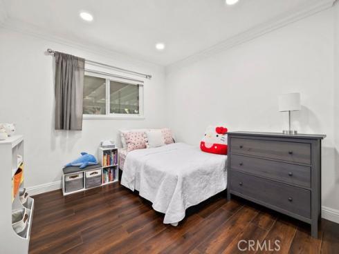 515 E Hoover , Orange, CA
